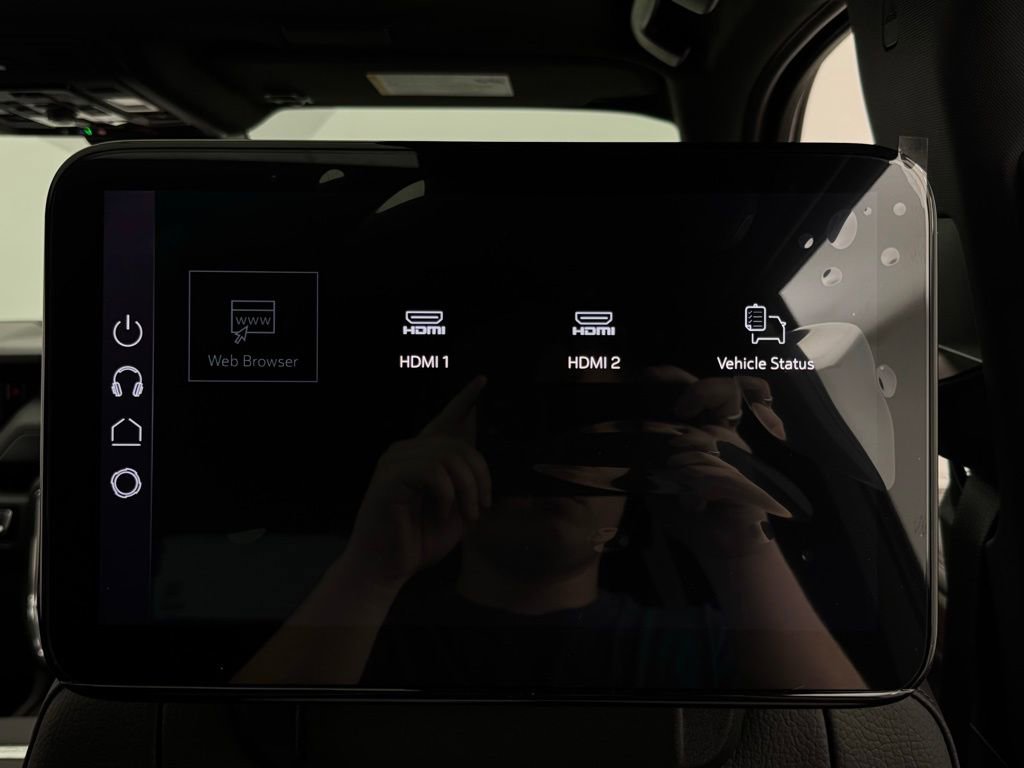 New 2026 GMC Yukon XL Denali w/ Denali Reserve Package image 43