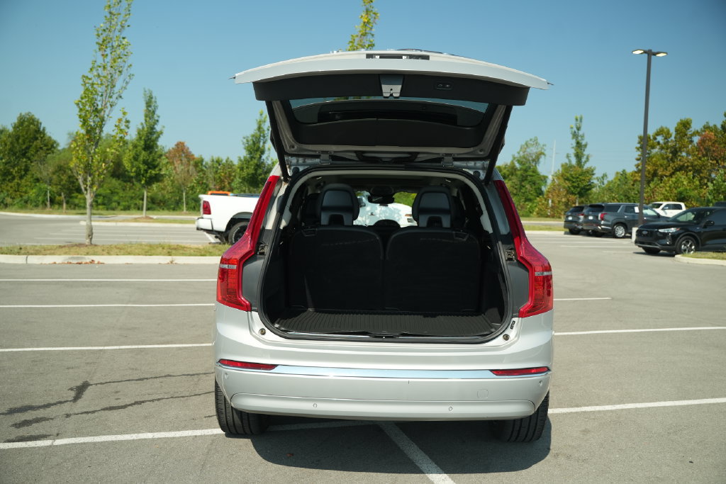 Used 2023 Volvo XC90 B5 Plus w/ Protection Package AWD/4WD image 20