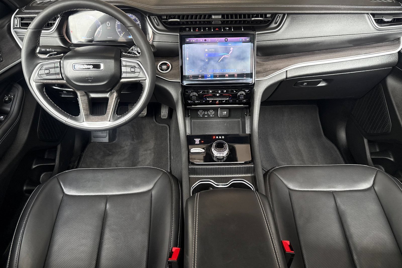 Used 2025 Jeep Grand Cherokee L Limited w/ Luxury Tech Group II AWD/4WD image 14