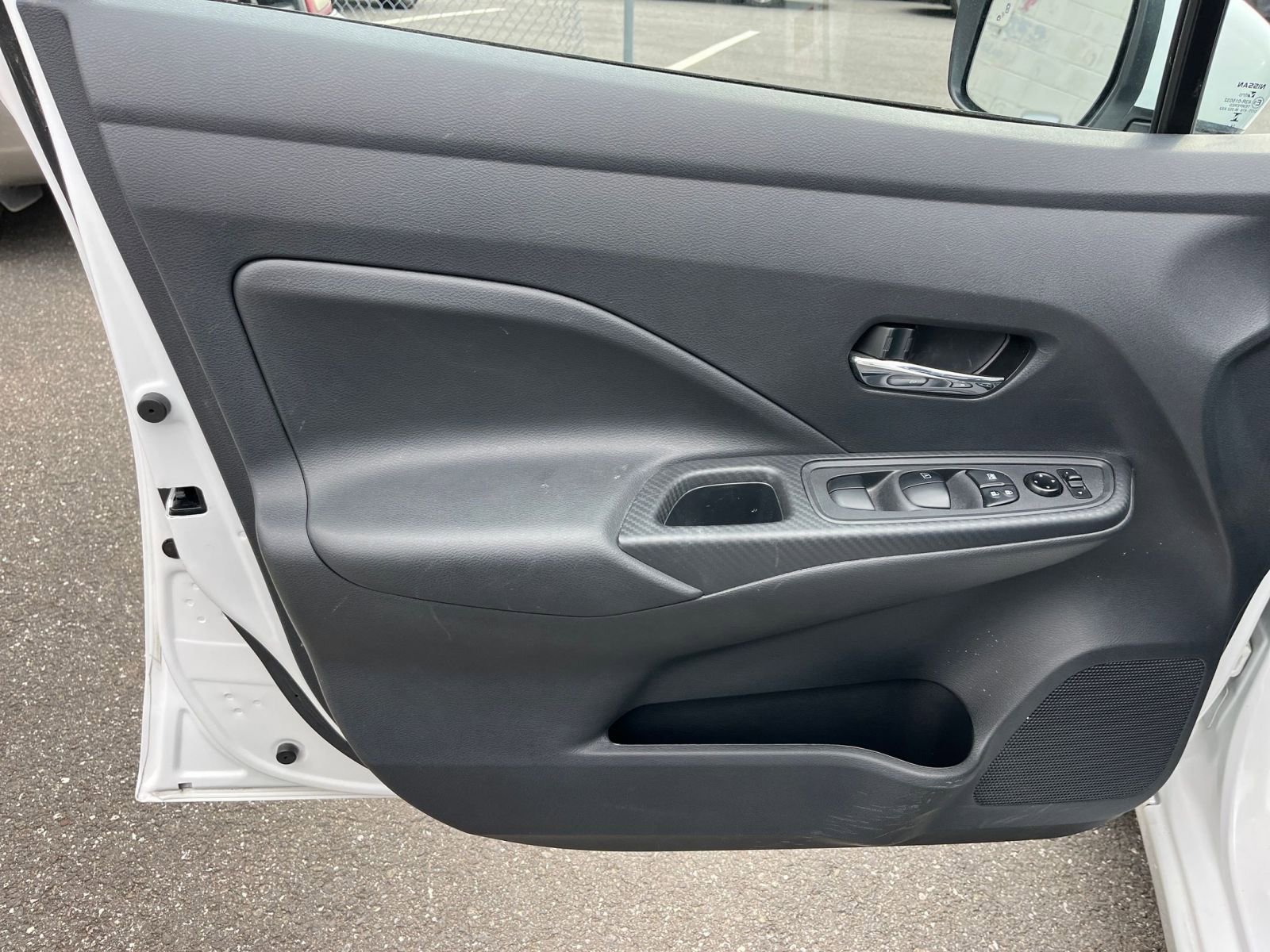 Used 2025 Nissan Versa SV FWD image 18