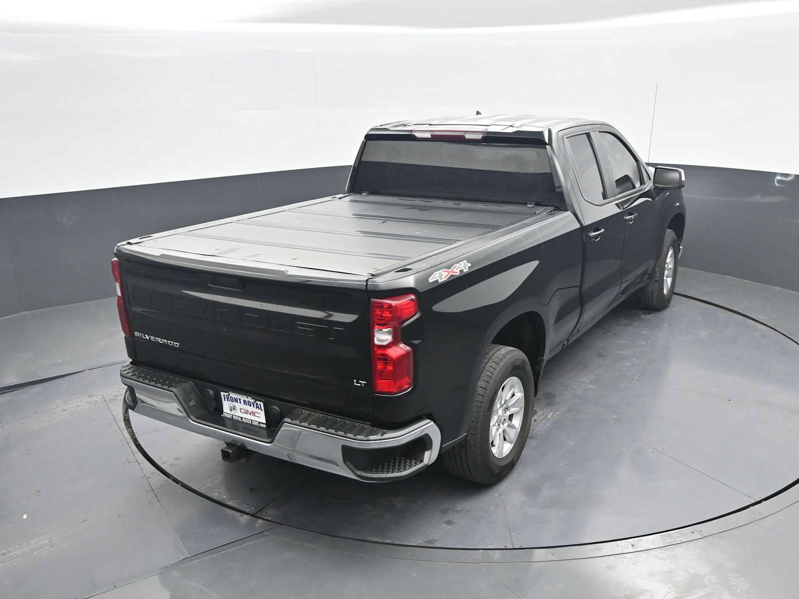 Used 2021 Chevrolet Silverado 1500 LT AWD/4WD image 59