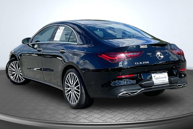 Used 2025 Mercedes-Benz CLA 250 image 4