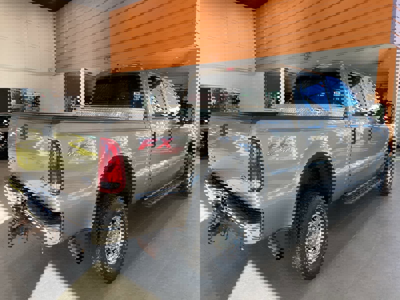 Used 2003 Ford F350 4x4 Crew Cab Super Duty image 5