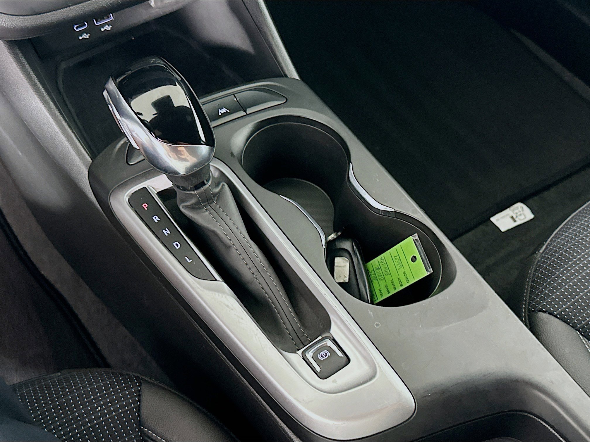 Used 2025 Buick Envista Preferred FWD image 24