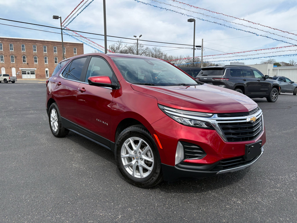 Used 2024 Chevrolet Equinox LT w/ LPO, Floor Liner Package image 1