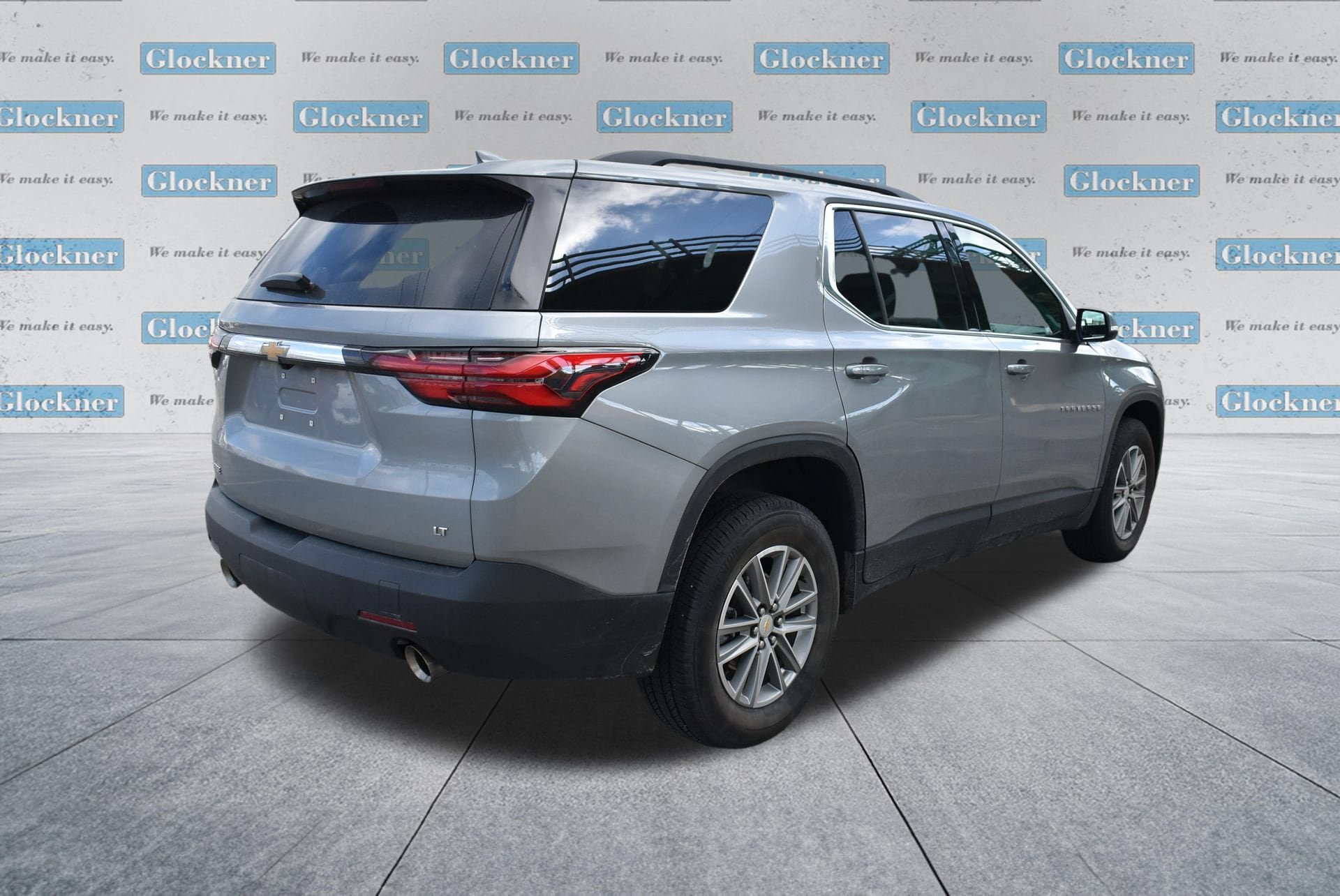 Used 2023 Chevrolet Traverse LT FWD image 6