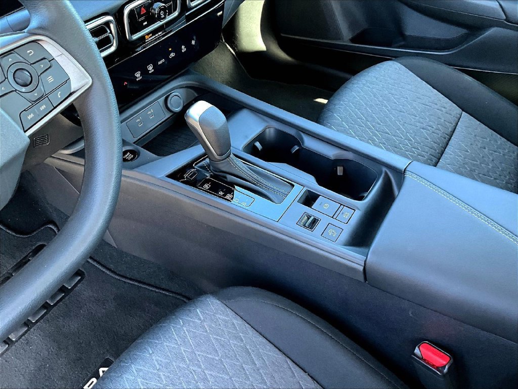 Used 2026 Nissan Sentra SV w/ Floor Mat Package FWD image 20