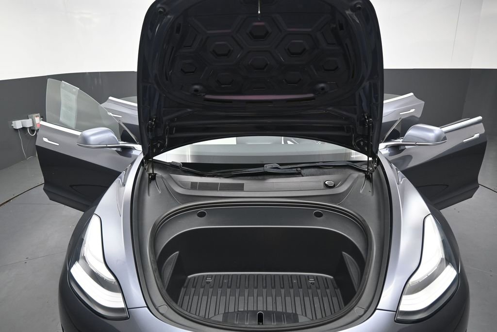 Used 2020 Tesla Model 3 Standard Range Plus RWD image 37