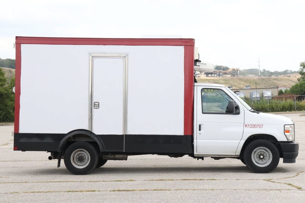 Used 2024 Ford E-350 and Econoline 350 Super Duty w/ Power Windows & Locks Group RWD image 10