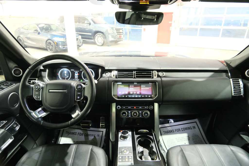 Used 2017 Land Rover Range Rover Supercharged AWD/4WD image 28