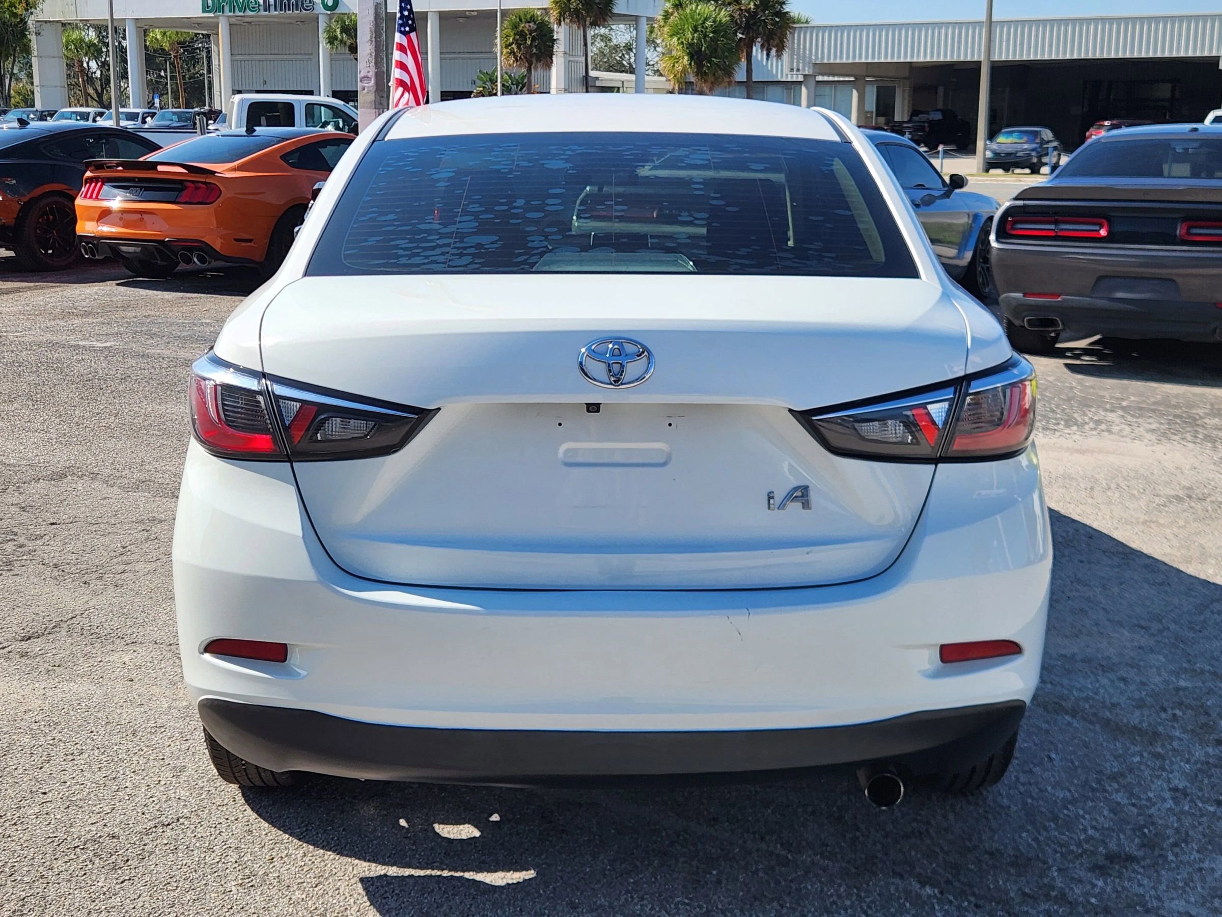 Used 2017 Toyota Yaris iA image 7