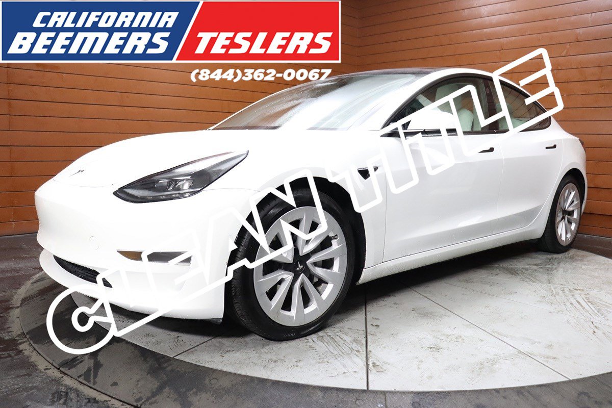 Used 2023 Tesla Model 3 Standard Range image 1