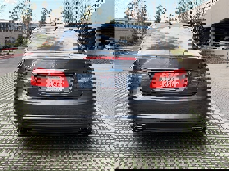 Used 2010 Mercedes-Benz E 550 Coupe image 6