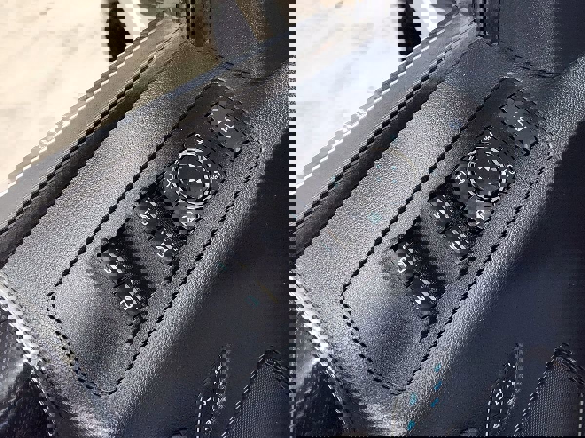 Used 2022 Ford F250 Platinum w/ Tremor Off-Road Package image 43