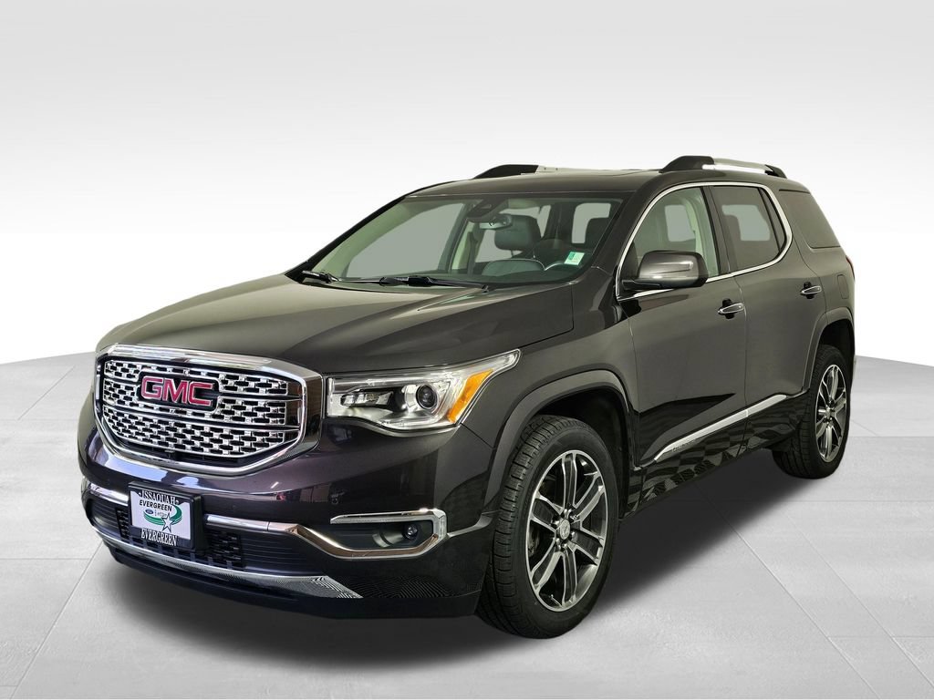 Used 2018 GMC Acadia Denali w/ Technology Package AWD/4WD image 3