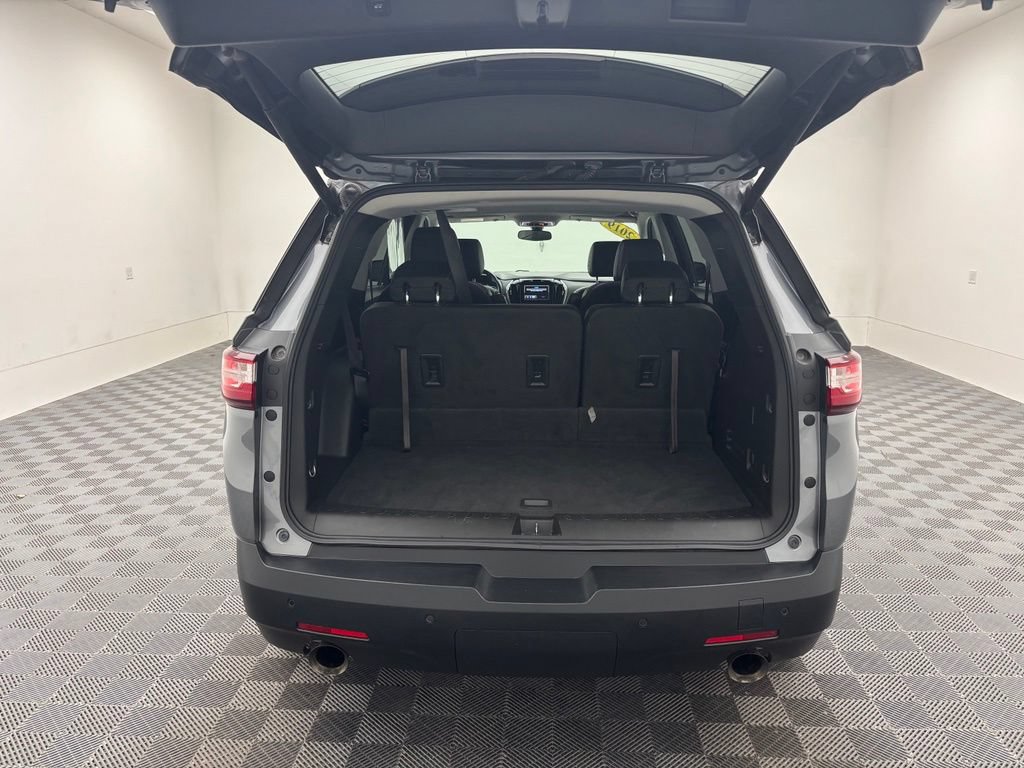 Used 2019 Chevrolet Traverse LT FWD image 10