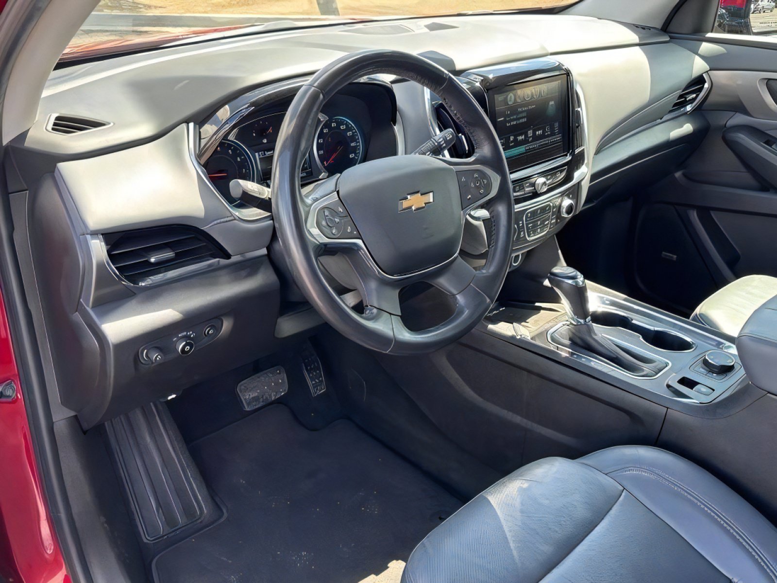 Used 2018 Chevrolet Traverse Premier AWD/4WD image 20