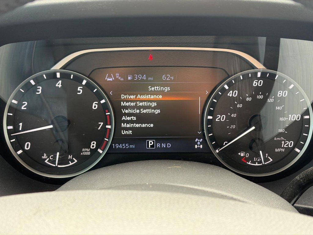 Used 2024 Nissan Titan SV AWD/4WD image 24