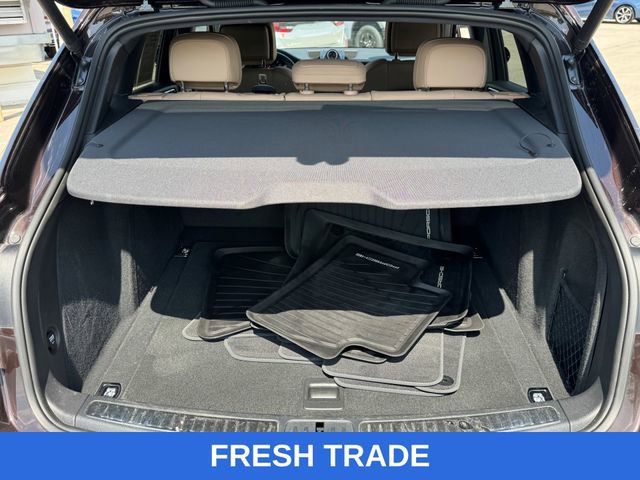 Used 2021 Porsche Macan AWD/4WD image 13