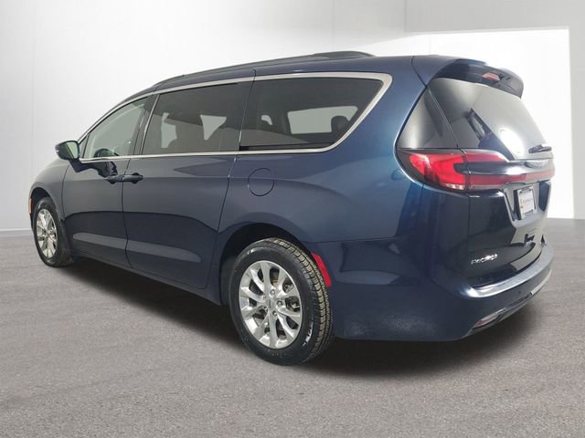 Used 2022 Chrysler Pacifica Touring-L image 30