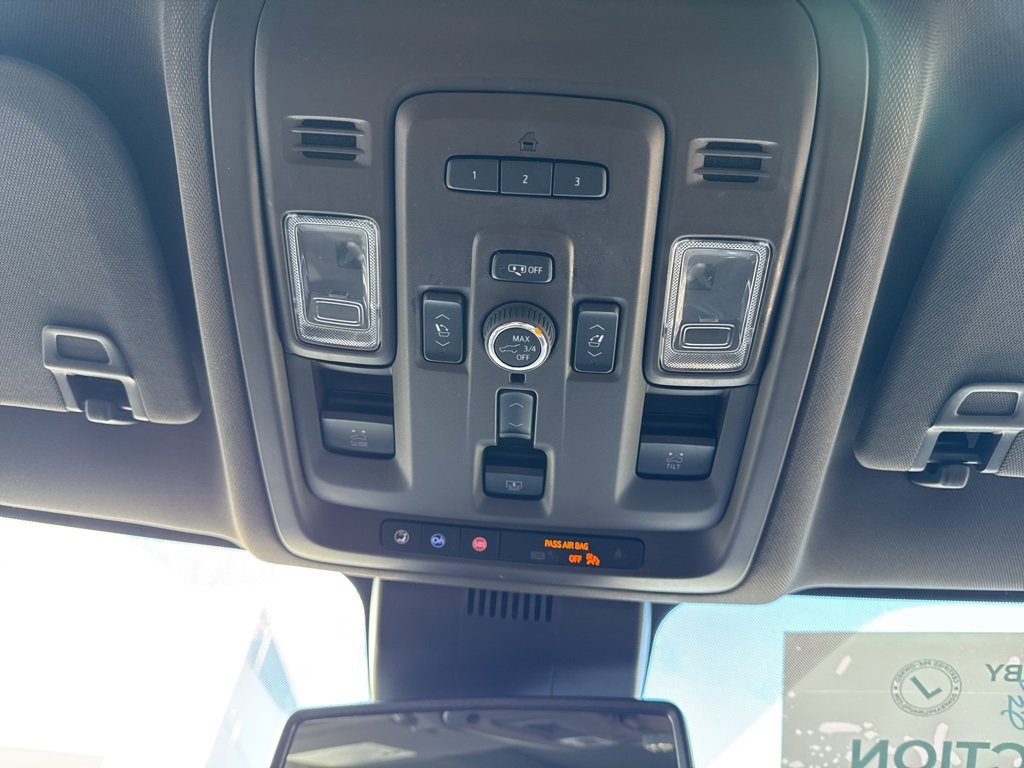 Used 2023 GMC Yukon SLT image 25