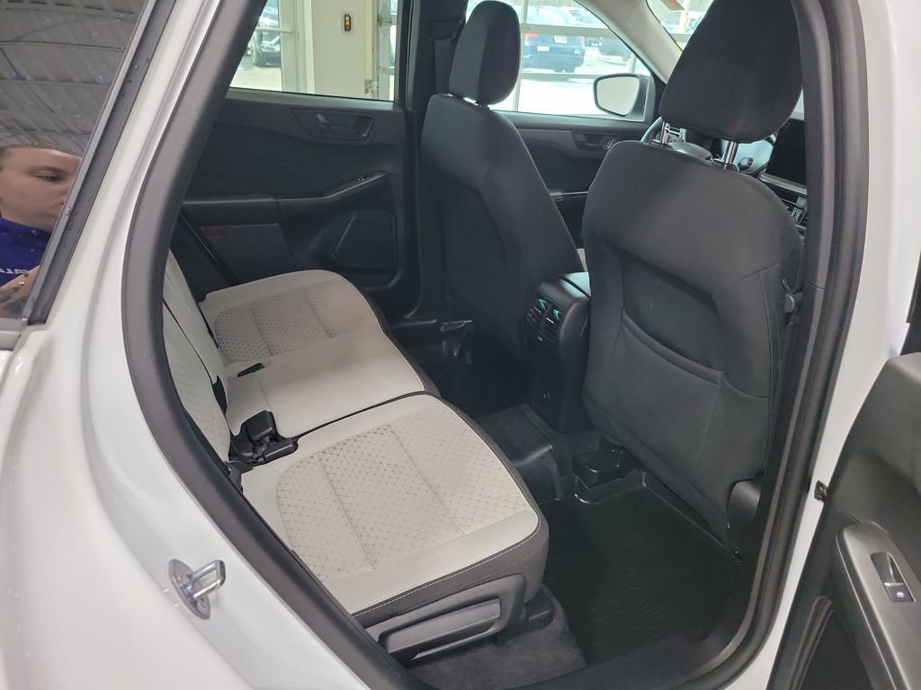 Used 2023 Ford Escape Active w/ Tech Pack #1 image 17