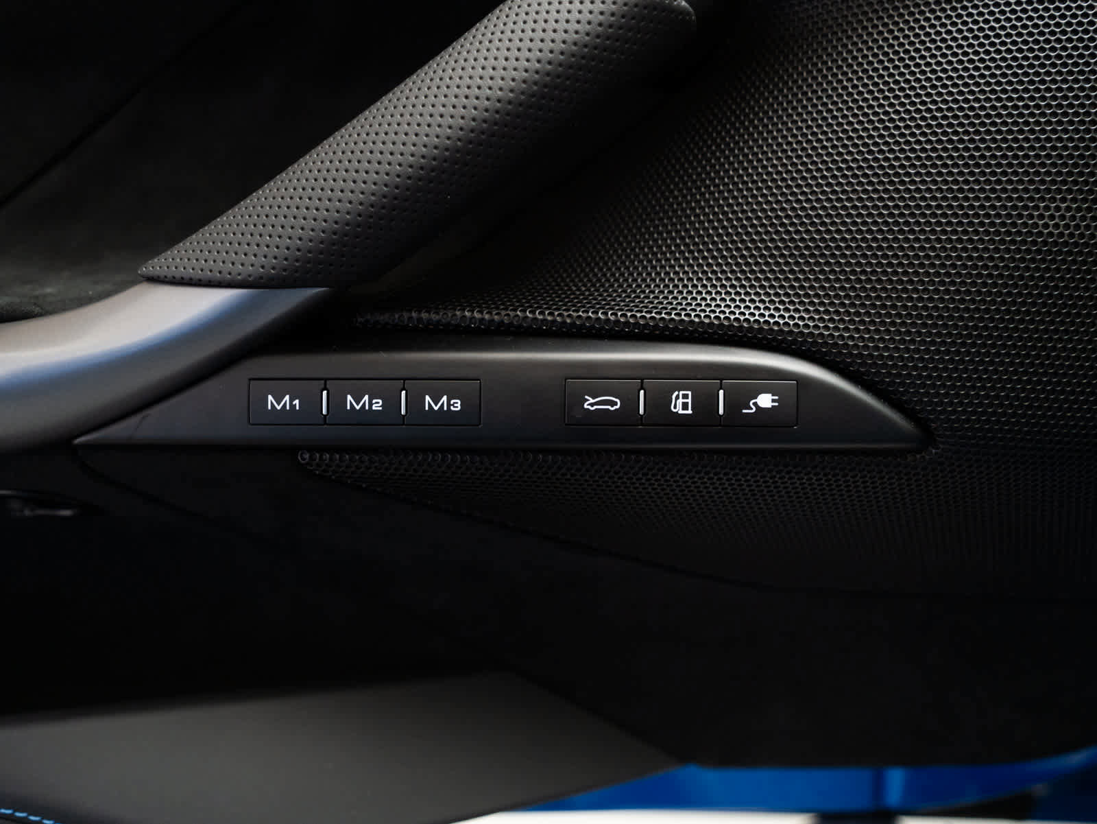 Used 2025 Ferrari 296 GTS image 27