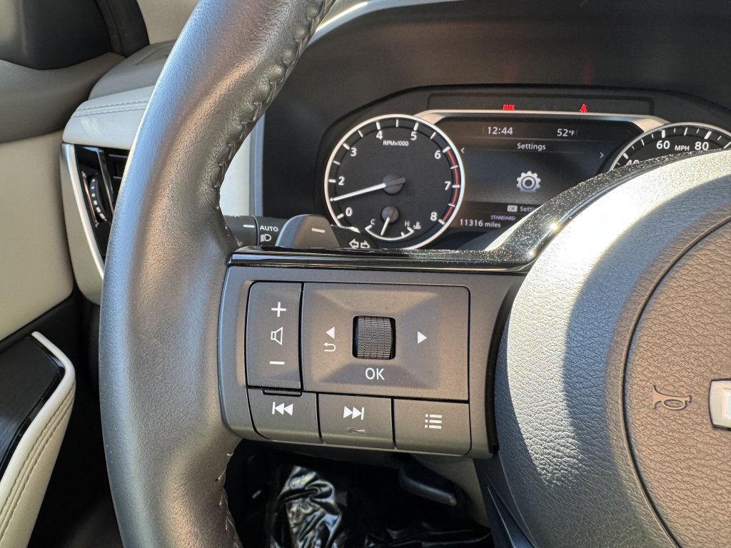 Used 2023 Nissan Rogue SL w/ SL Premium Package FWD image 31