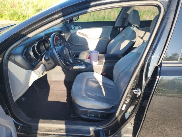 Used 2011 Kia Optima EX w/ Premium Pkg image 12