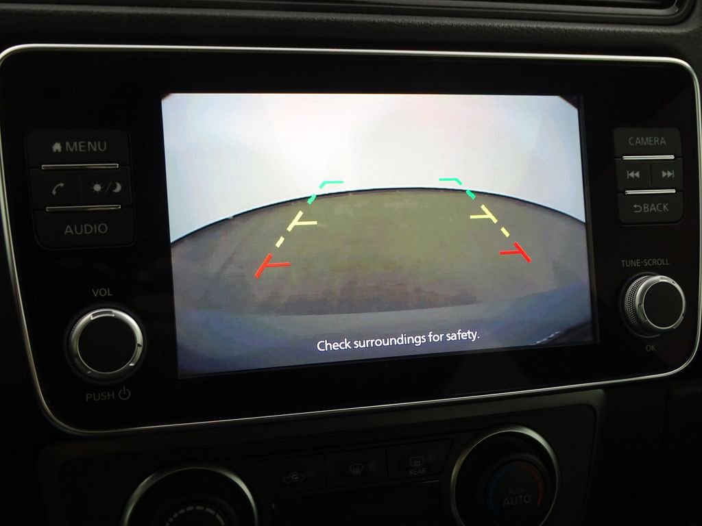 Used 2023 Nissan Leaf S image 5