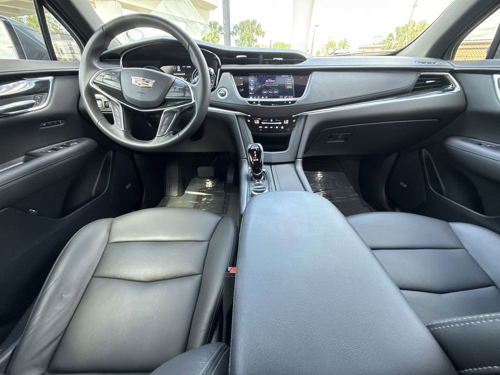 Used 2022 Cadillac XT5 Premium Luxury w/ Technology Package image 19