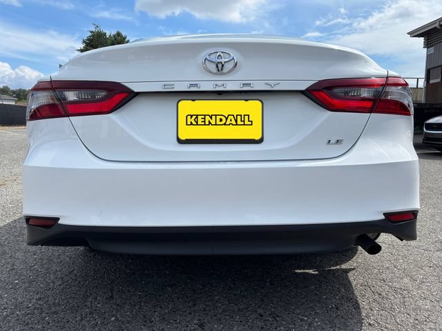 Used 2022 Toyota Camry LE FWD image 29