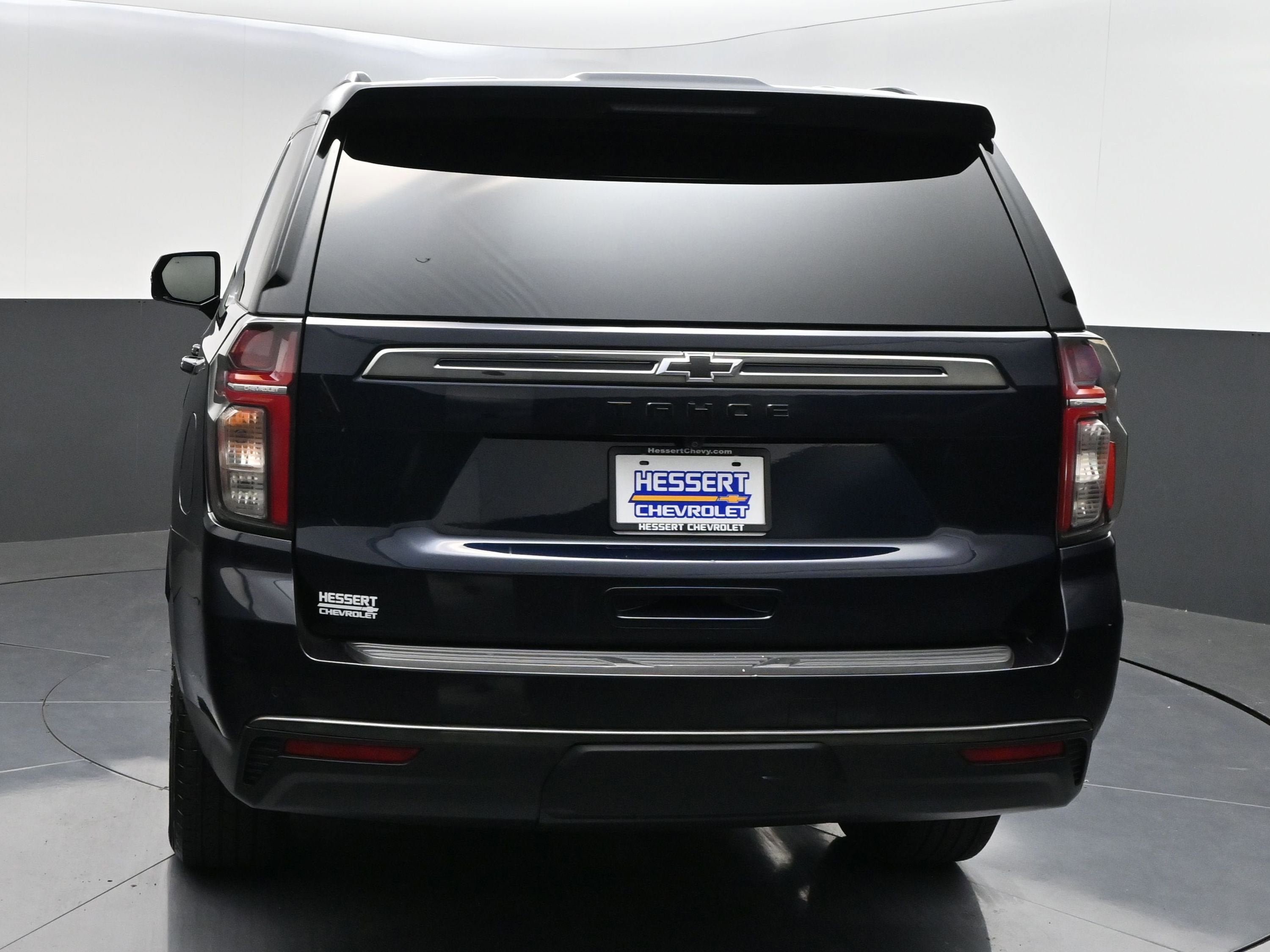 Certified 2021 Chevrolet Tahoe Z71 w/ Z71 Signature Package AWD/4WD image 6