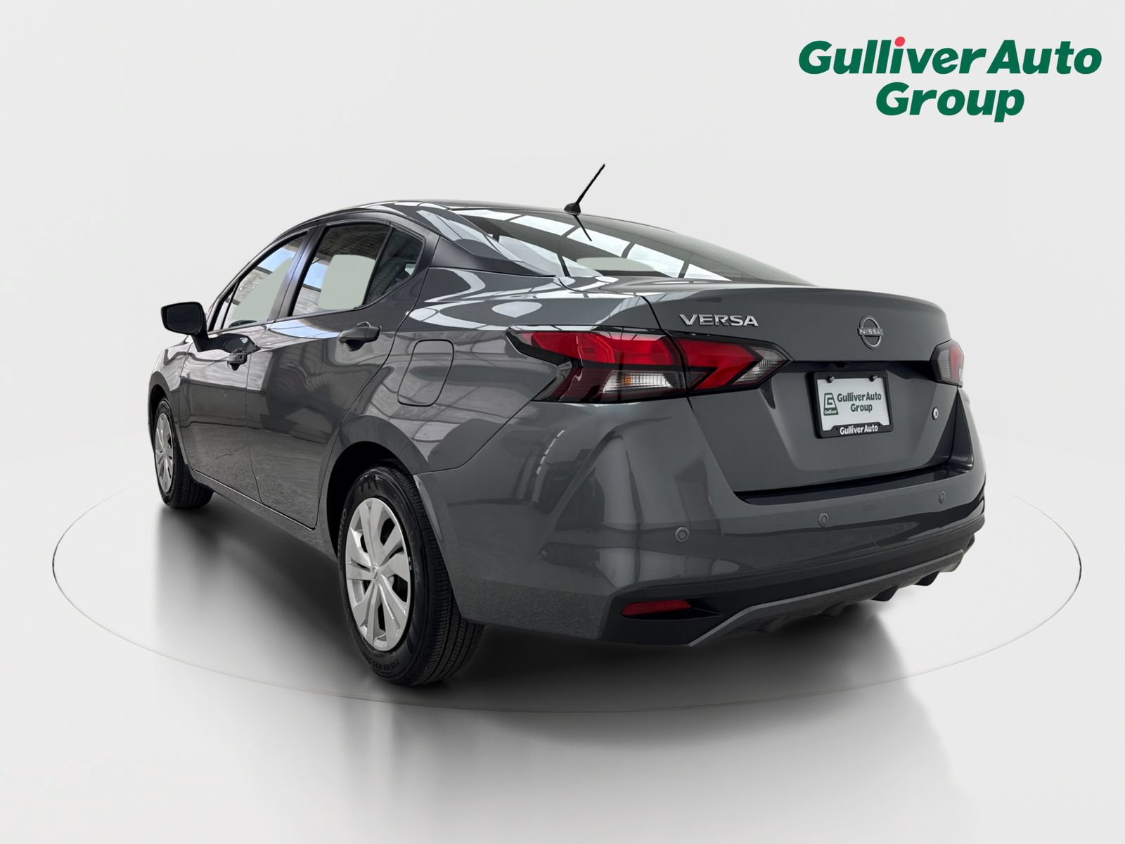 Used 2025 Nissan Versa S w/ Trunk Package FWD image 5