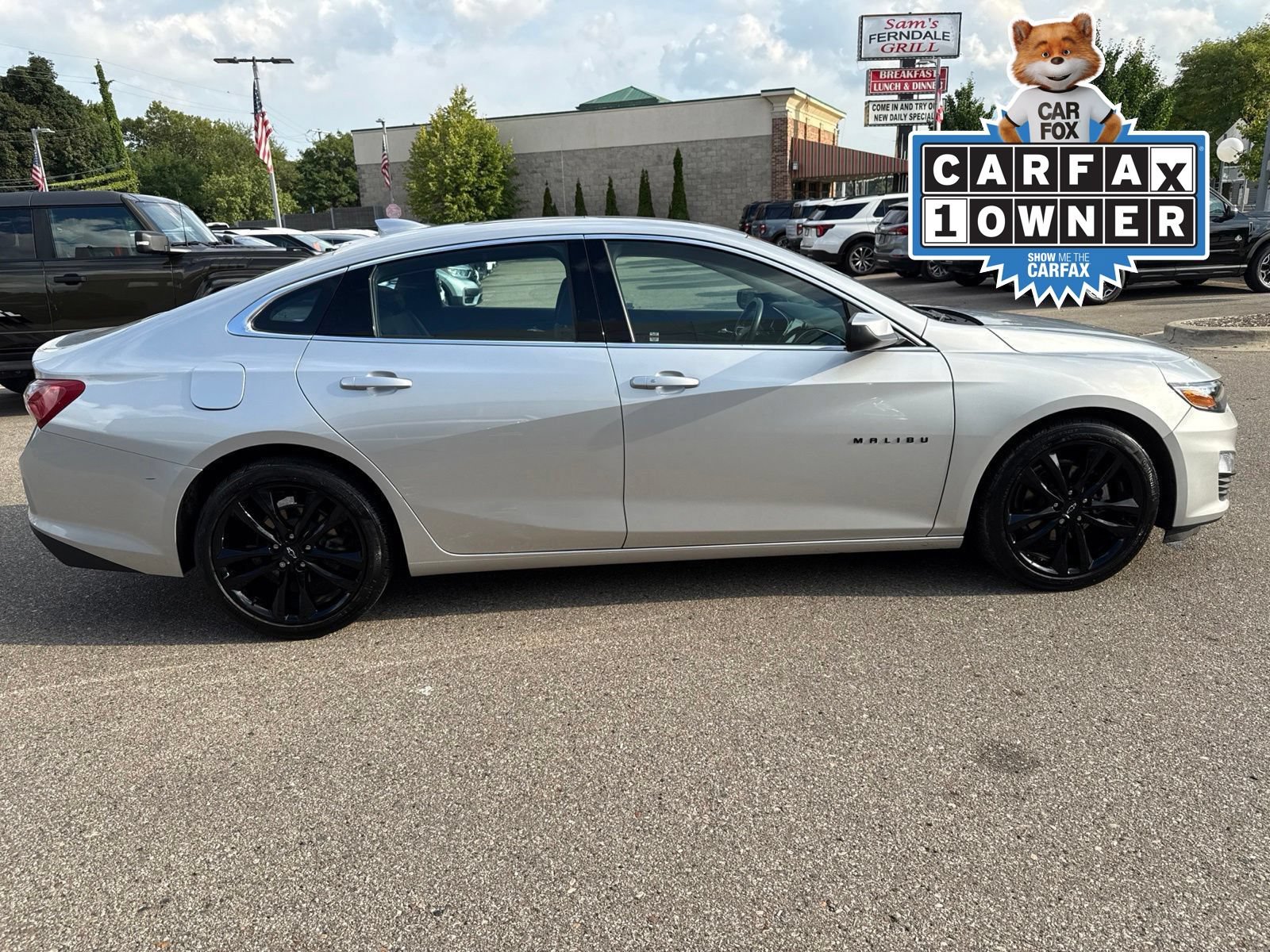 Used 2021 Chevrolet Malibu LT w/ Sport Edition FWD video 2