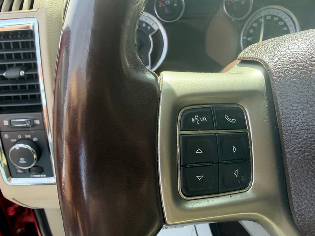 Used 2014 RAM 2500 Laramie w/ Convenience Group AWD/4WD image 16