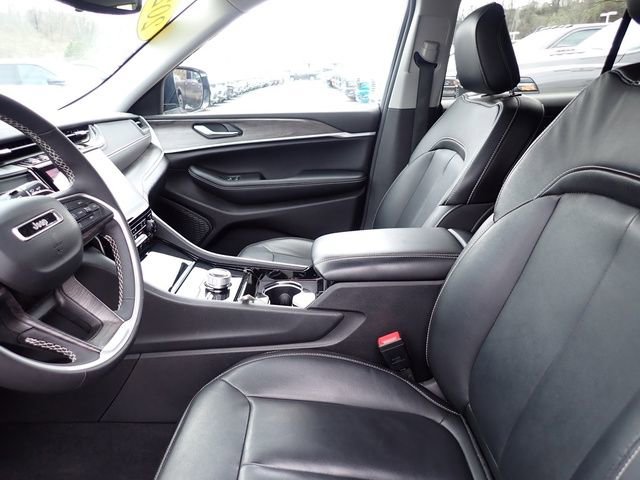 Certified 2023 Jeep Grand Cherokee Limited image 13