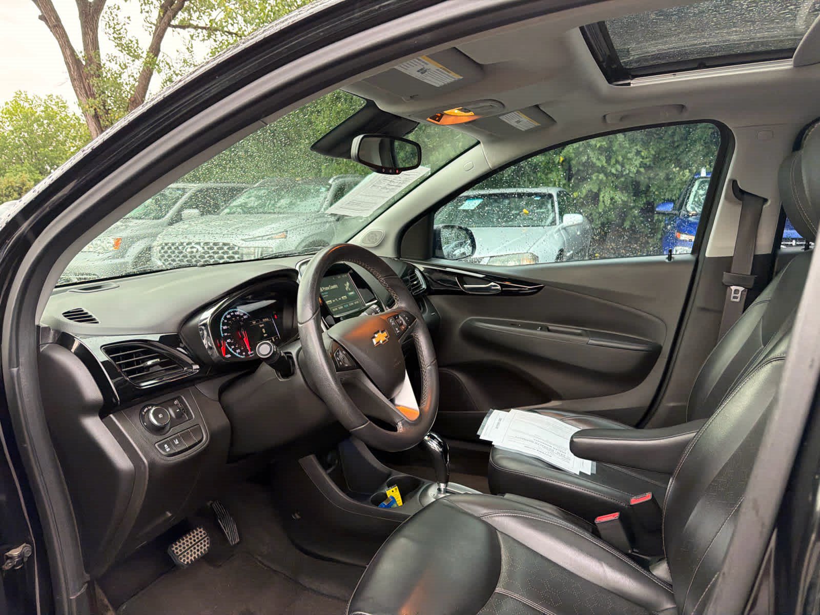 Used 2017 Chevrolet Spark LT w/ Driver Confidence Package FWD image 5