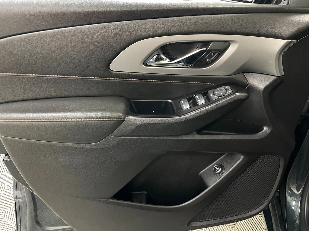 Used 2019 Chevrolet Traverse LT w/ LPO, Floor Liner Package image 24