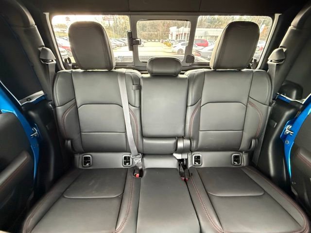 Used 2024 Jeep Gladiator Rubicon AWD/4WD image 27
