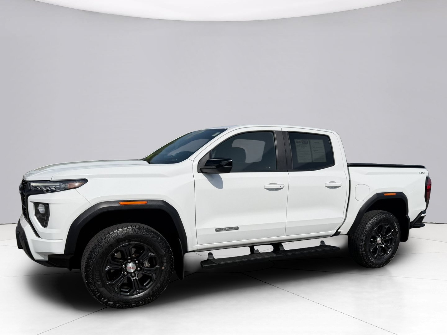 Used 2023 GMC Canyon Elevation w/ Convenience Package AWD/4WD image 6