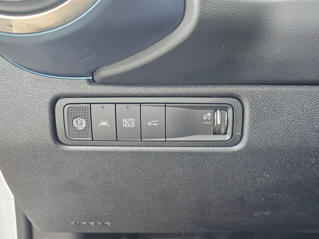 Used 2025 Chevrolet Equinox EV LT w/ Convenience Package FWD image 23