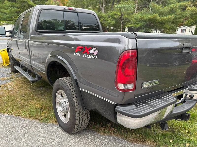 Used 2007 Ford F350 Lariat AWD/4WD image 2