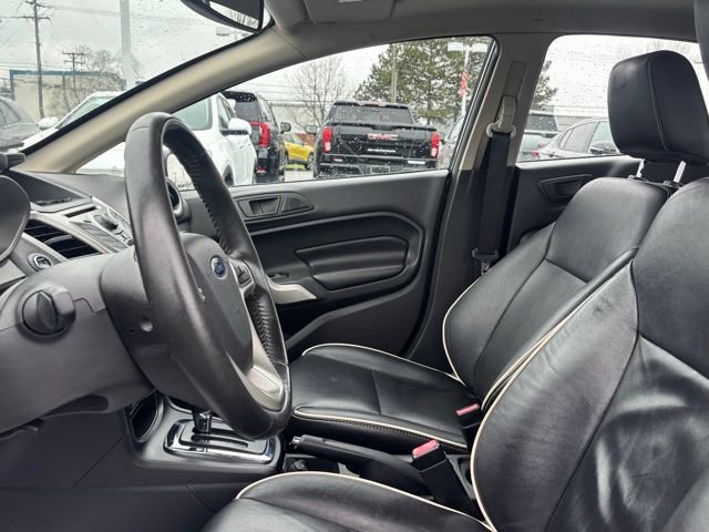 Used 2011 Ford Fiesta SES w/ 301A Rapid Spec Order Code FWD image 12