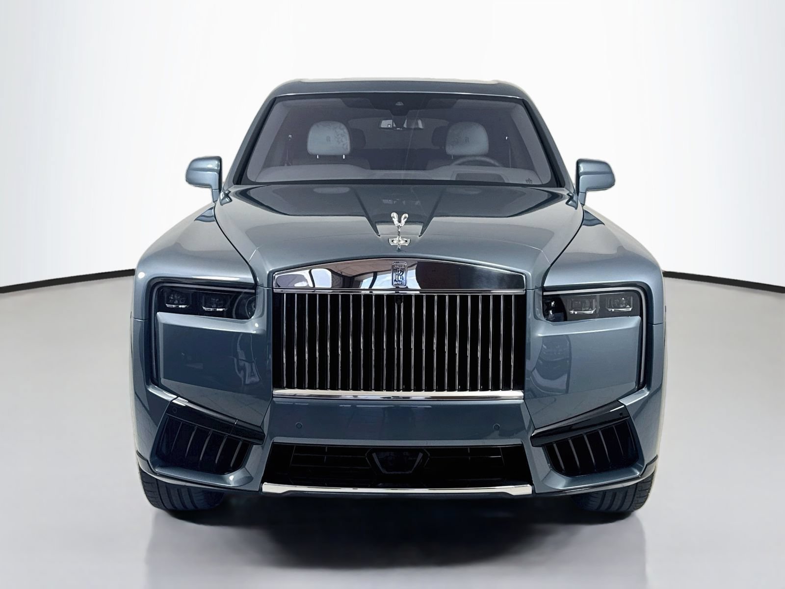 Certified 2026 Rolls-Royce Cullinan AWD/4WD image 2