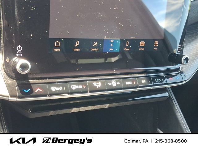 Used 2024 Jeep Wagoneer L Series II w/ Flexible Seating Group AWD/4WD image 19