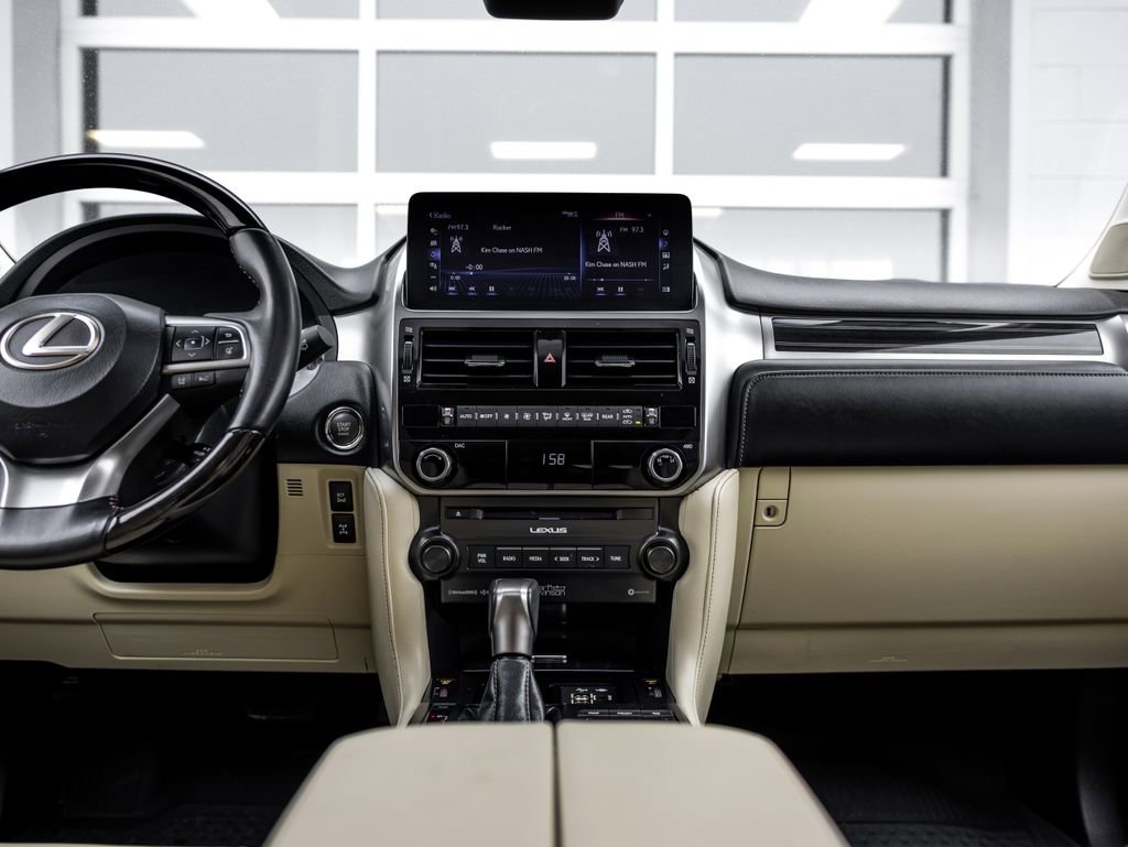 Used 2023 Lexus GX 460 Premium image 19