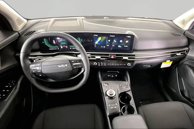 New 2027 Kia Sportage S FWD image 6