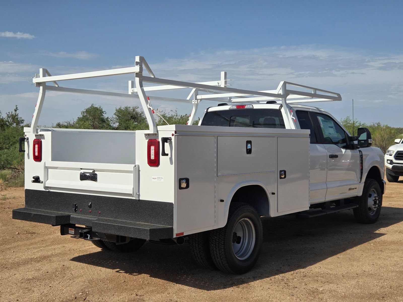 New 2026 Ford F350 XL w/ XL Chrome Package AWD/4WD image 5