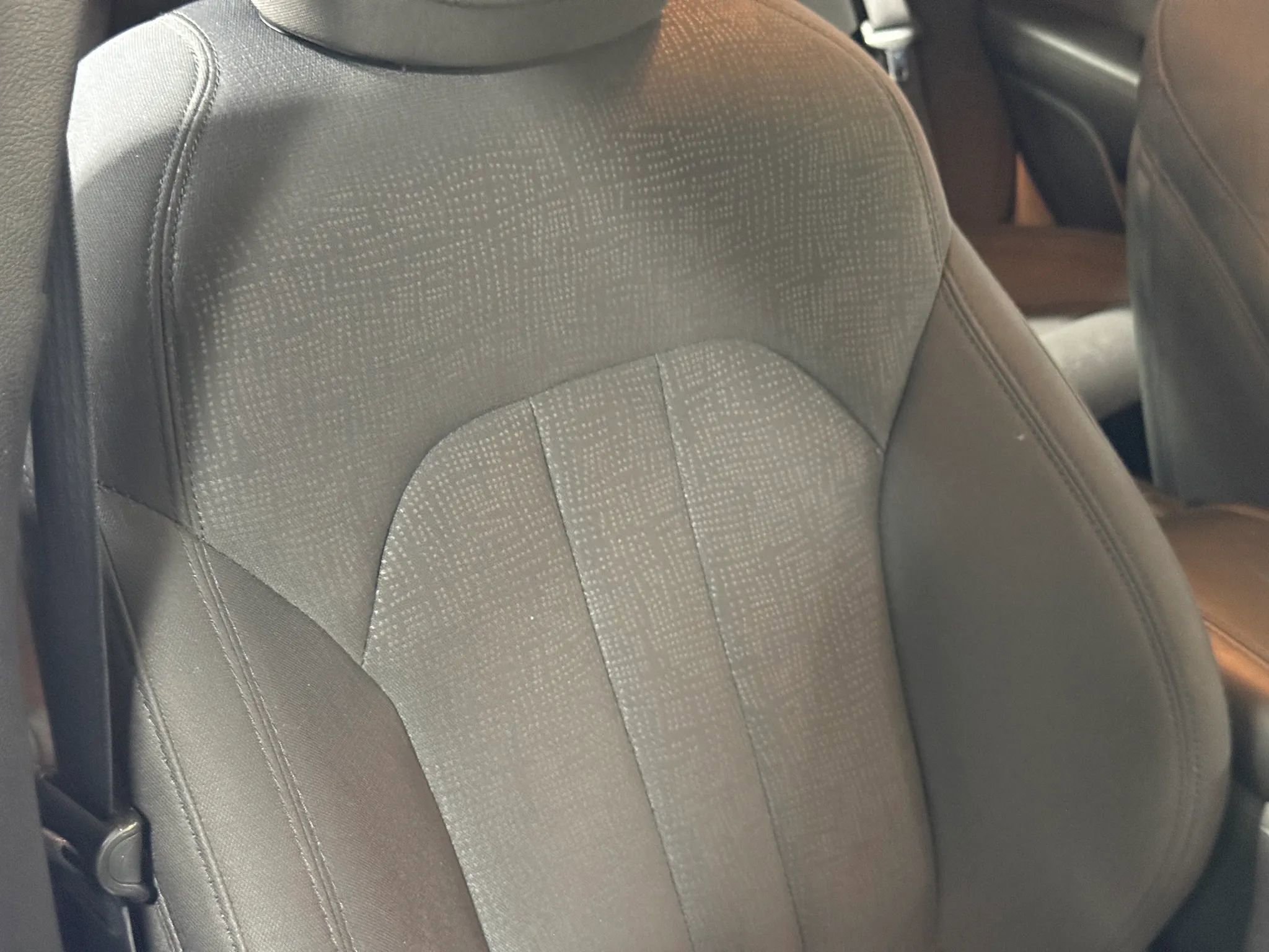 Used 2017 Chrysler 200 LX FWD image 43